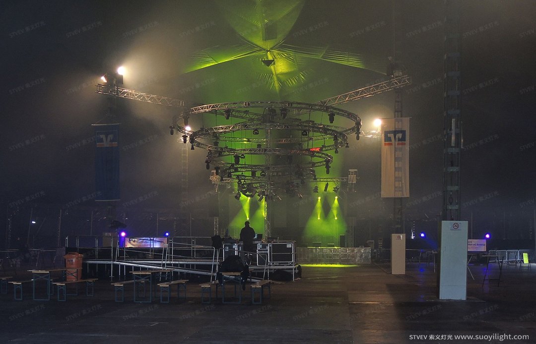 RussiaGladbeck 搭建舞台